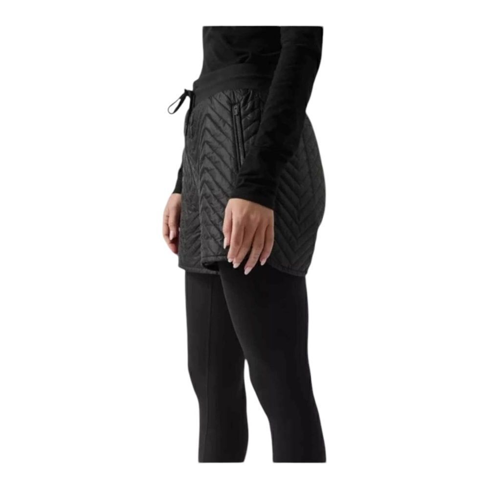 Athleta Apres Ski Shorts Quilted Nylon Ski Hiking Shorts Zip Pockets Black Sz 2 - Picture 3 of 8